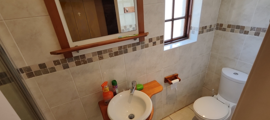 To Let 4 Bedroom Property for Rent in Newton Park Eastern Cape